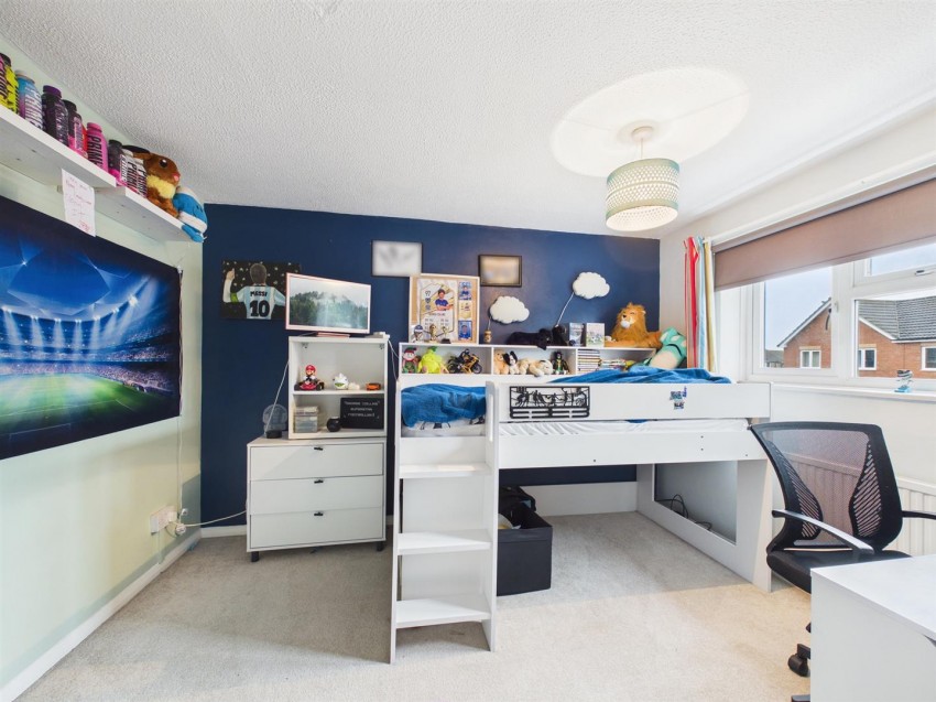 Images for Cradley Walk, Elmhurst, Aylesbury