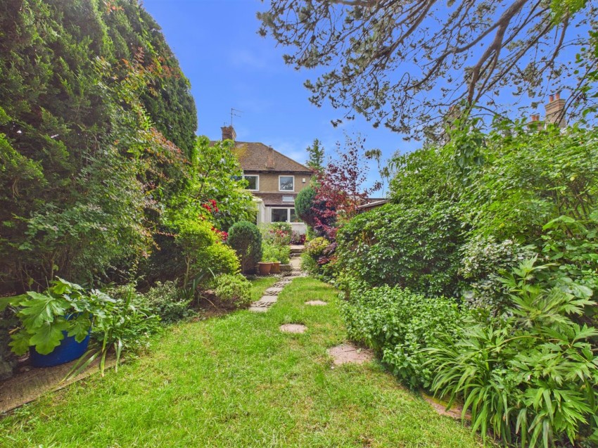 Images for Tring Road, Aylesbury, Buckinghamshire
