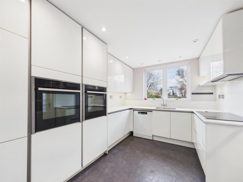 Images for Aston Clinton Road, Weston Turville, Aylesbury