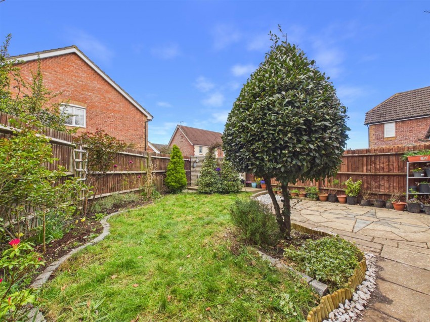 Images for Bateman Drive, Aylesbury