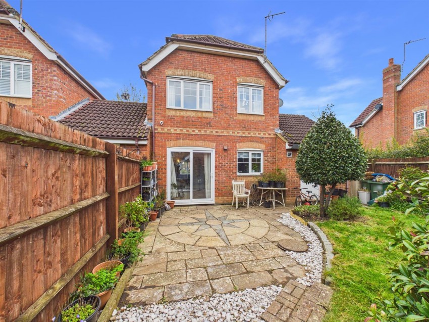 Images for Bateman Drive, Aylesbury