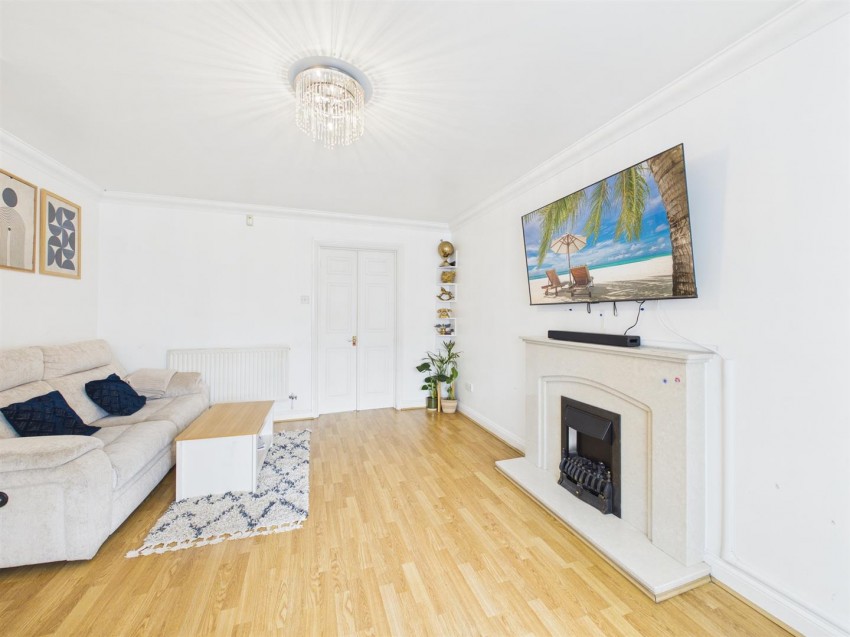 Images for Bateman Drive, Aylesbury