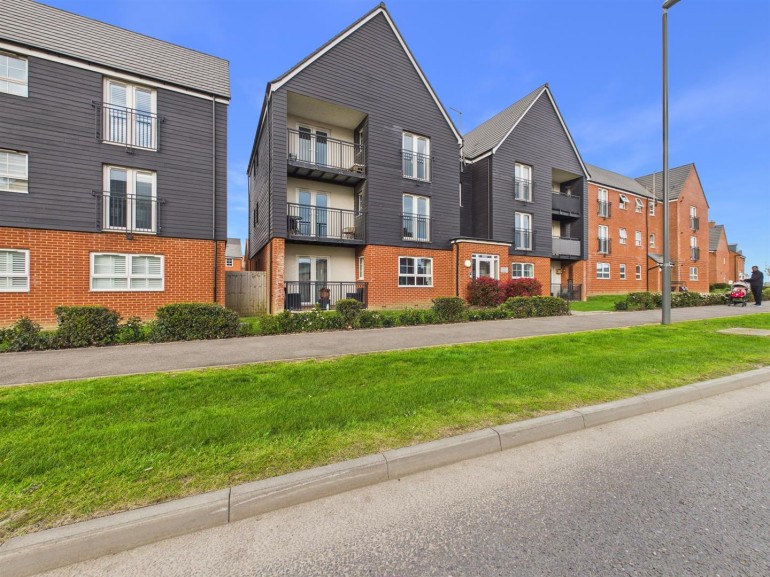 Teasel Street, Kingsbrook, Aylesbury