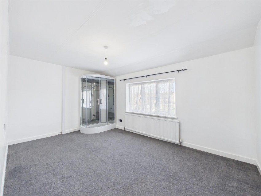 Images for Albany Place, Quarrendon, Aylesbury