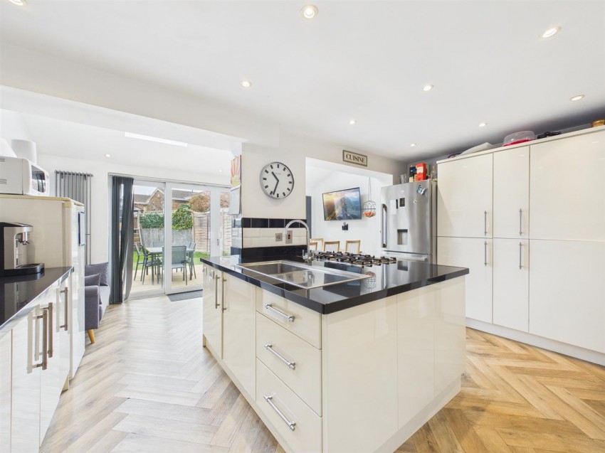 Images for Pemberton Close, Elm Farm, Aylesbury