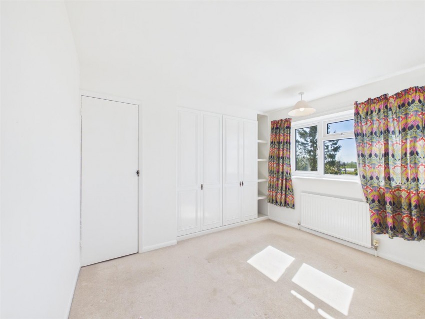 Images for Bernard Close, Cuddington, Aylesbury