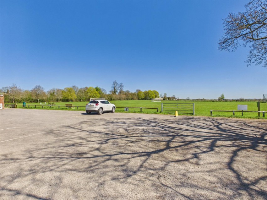 Images for Bernard Close, Cuddington, Aylesbury