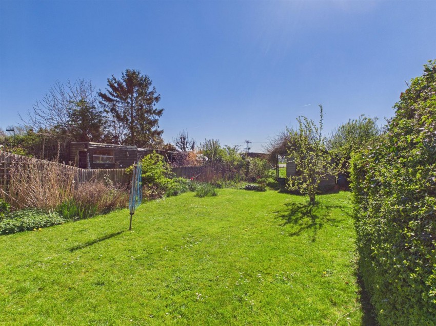 Images for Bernard Close, Cuddington, Aylesbury