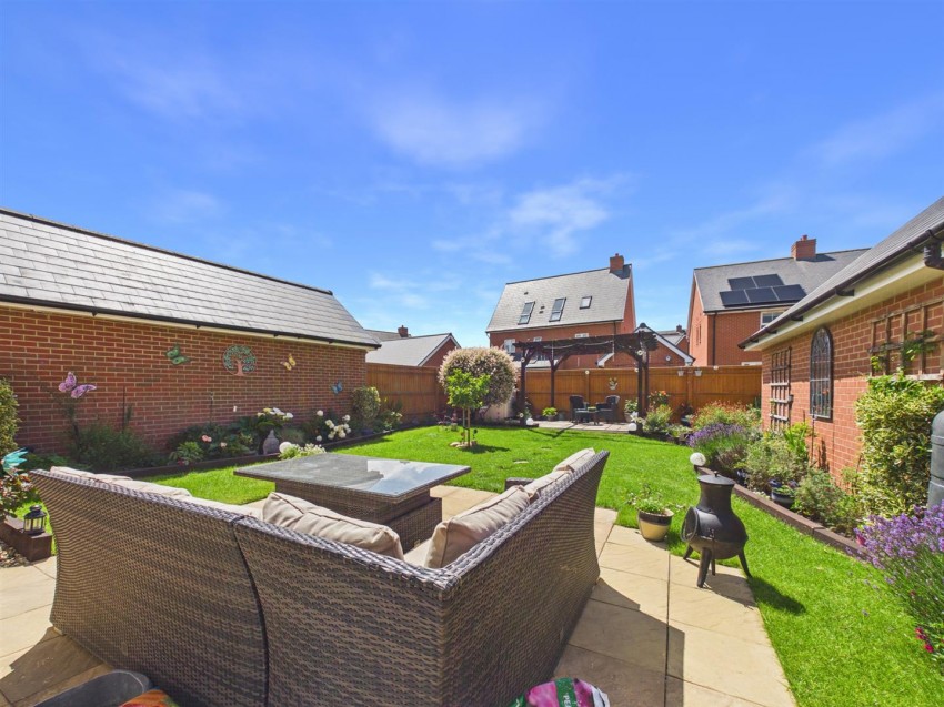 Images for Marsworth Drive, Kingsbrook, Aylesbury