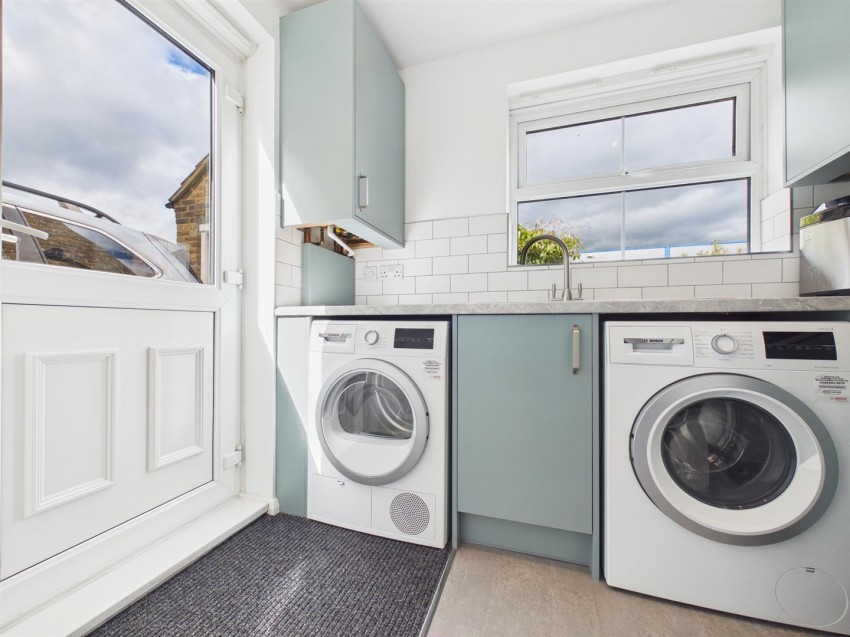 Images for Brimmers Way, Fairford Leys, Aylesbury