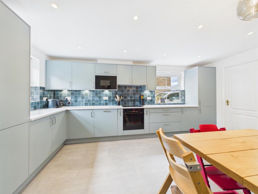 Images for Brimmers Way, Fairford Leys, Aylesbury