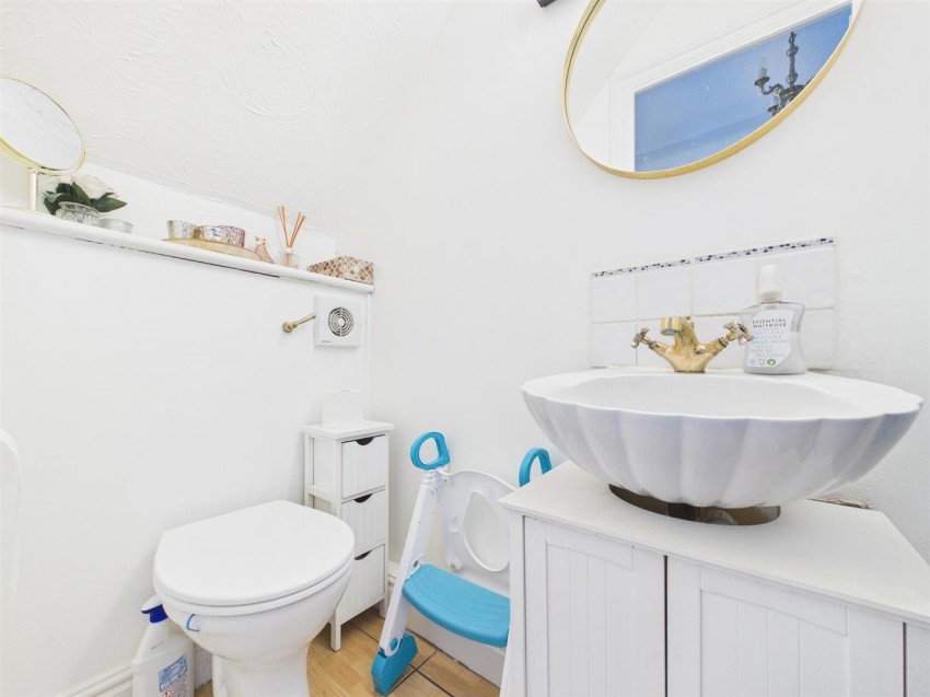 Images for Goldcrest, Watermead, Aylesbury