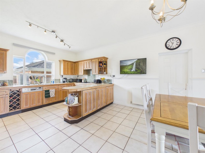 Images for Goldcrest, Watermead, Aylesbury