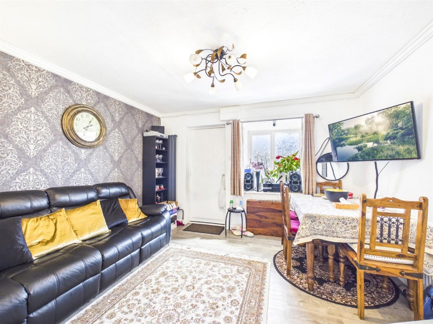 Images for Eames Close, Cleveland Park, Aylesbury