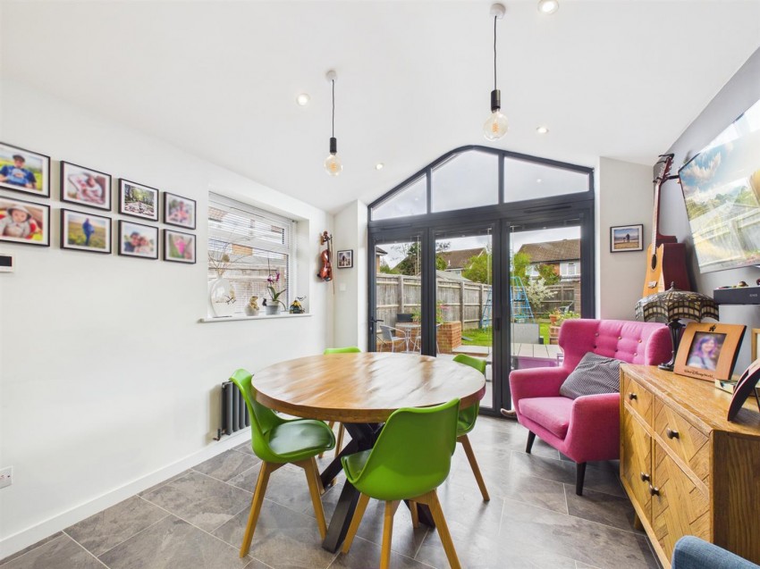 Images for David Close, Stoke Grange, Aylesbury