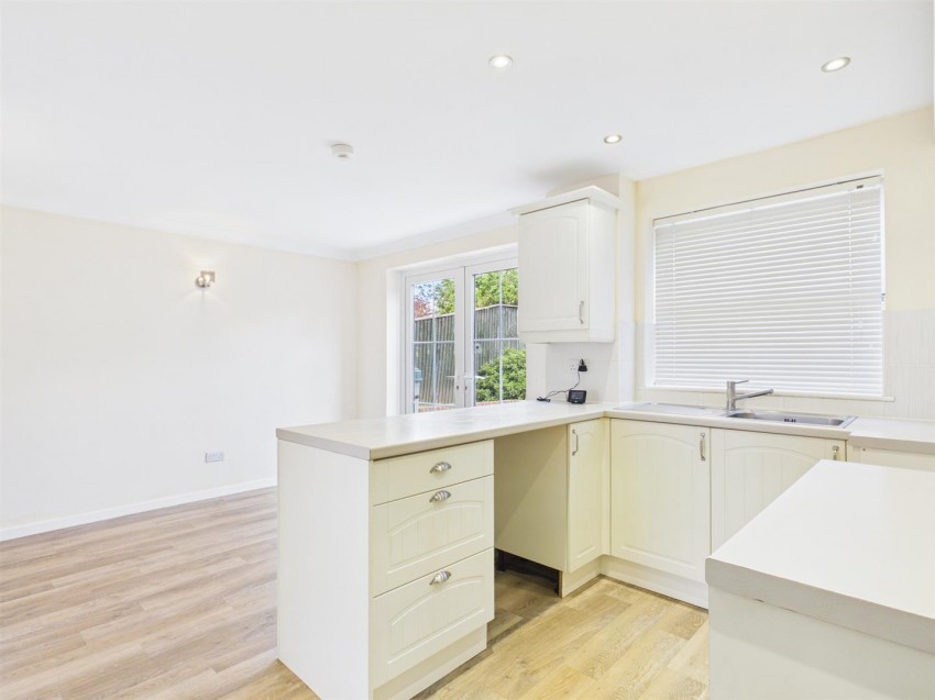 Images for Hazlehurst Drive, Elm Farm, Aylesbury