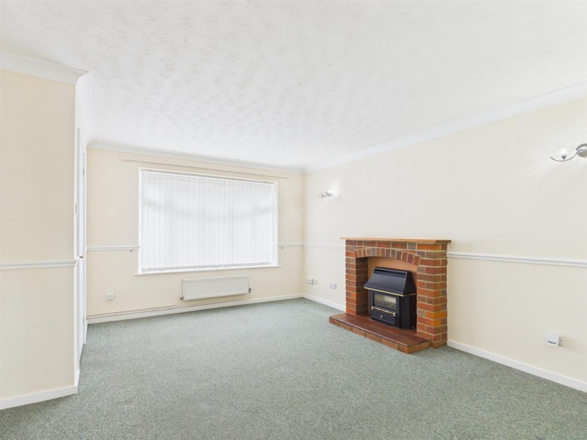 Images for Hazlehurst Drive, Elm Farm, Aylesbury