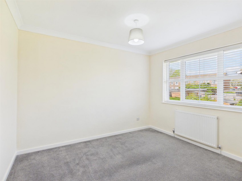 Images for Hazlehurst Drive, Elm Farm, Aylesbury