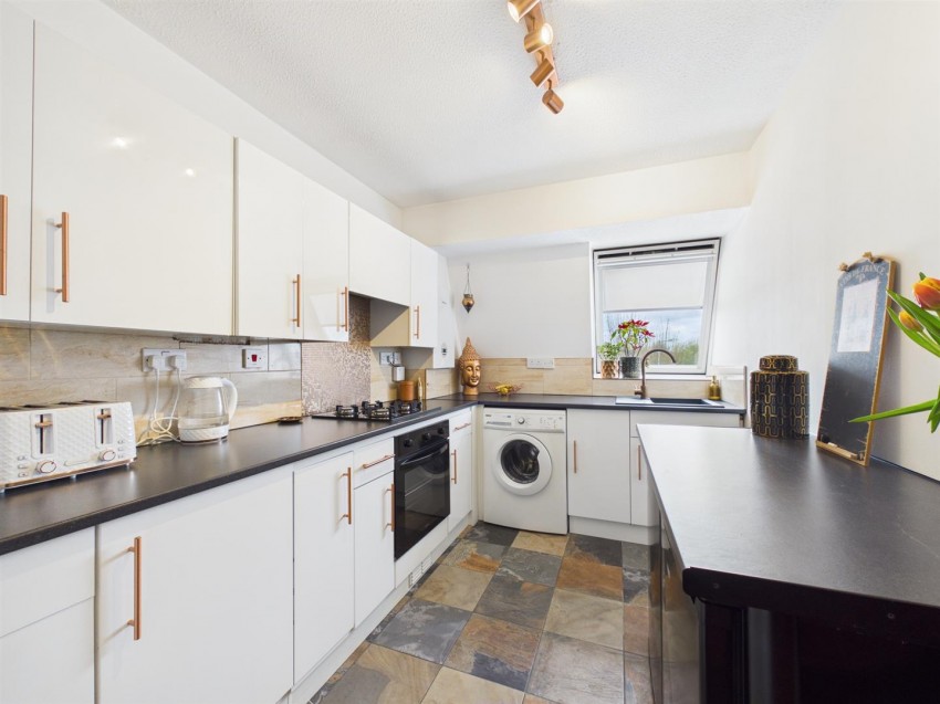 Images for Dove Place, Watermead, Aylesbury