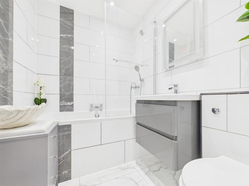 Images for Dove Place, Watermead, Aylesbury