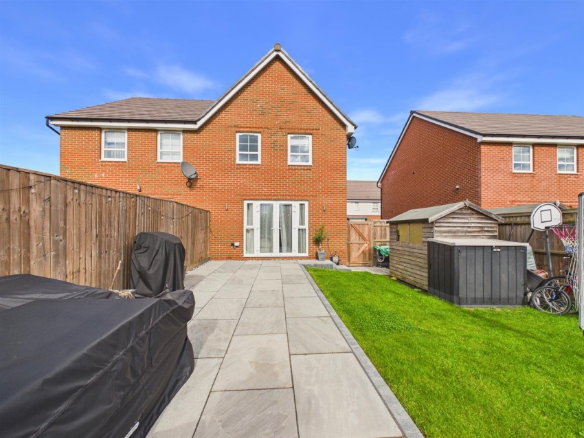 Images for Nutmeg Close, Kingsbrook, Aylesbury