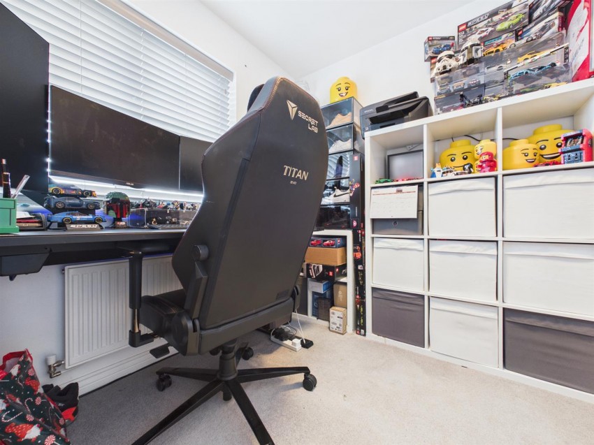 Images for Barland Way, Berryfields, Aylesbury