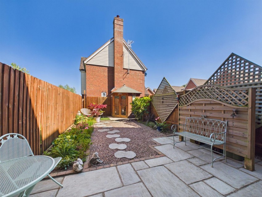 Images for Provis Wharf, Canalside, Aylesbury