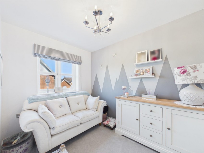 Images for Provis Wharf, Canalside, Aylesbury