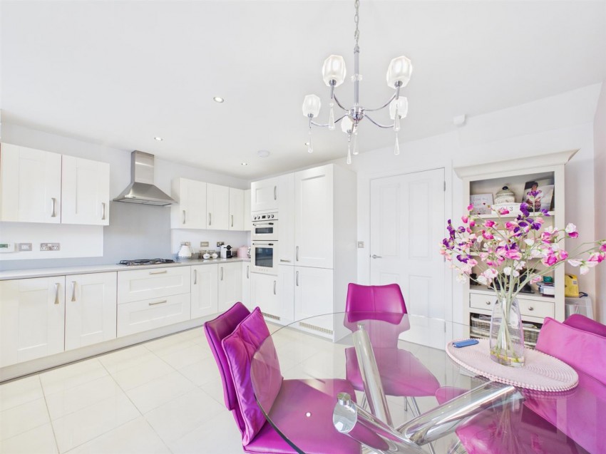 Images for Provis Wharf, Canalside, Aylesbury