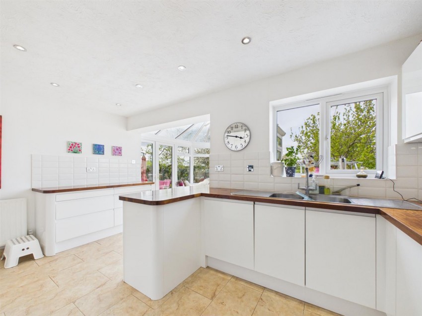 Images for Kestrel Way, Watermead, Aylesbury