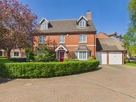 View Full Details for Tamarisk Way, Weston Turville, Aylesbury