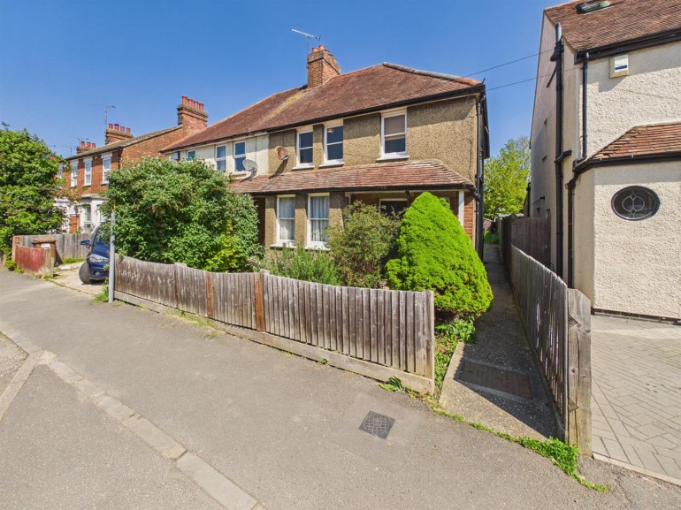 Highbridge Road, Aylesbury, Buckinghamshire