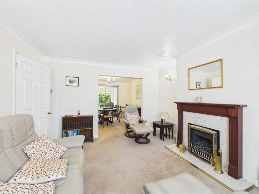 Images for Westmorland Avenue, Turnfurlong, Aylesbury