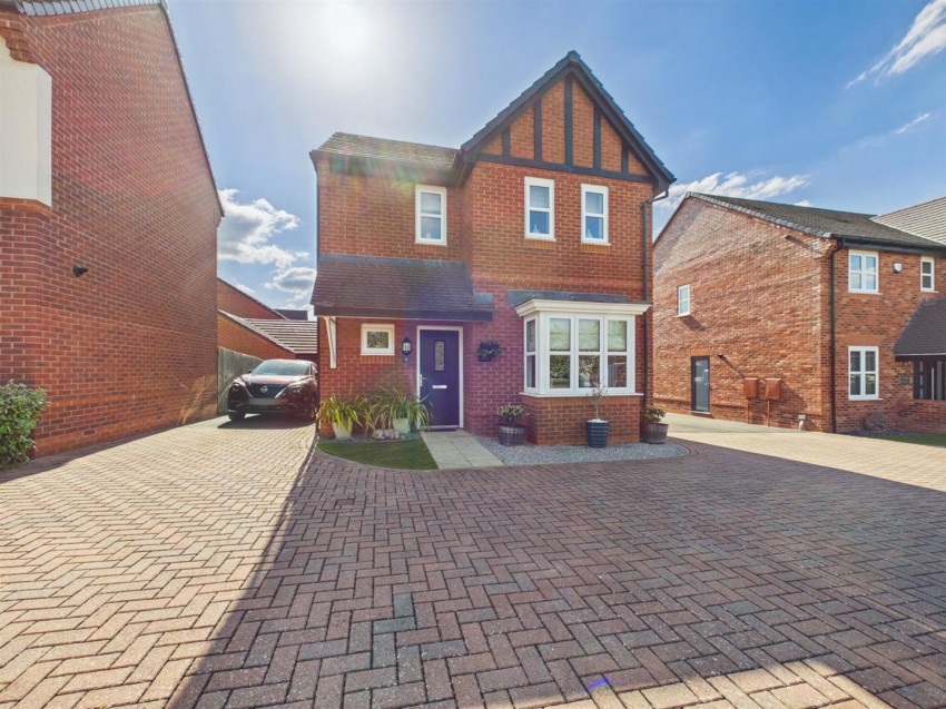 Images for Elgar Mews, Aylesbury, Buckinghamshire