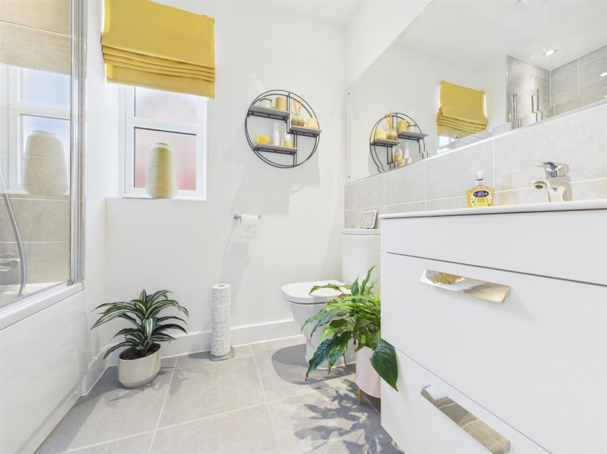 Images for Elgar Mews, Aylesbury, Buckinghamshire