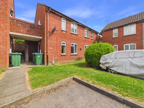 View Full Details for Langstone Court, Cleveland Park, Aylesbury