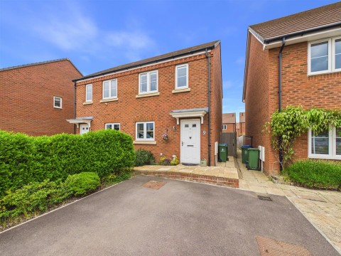 View Full Details for Atlanta Way, Aylesbury, Buckinghamshire