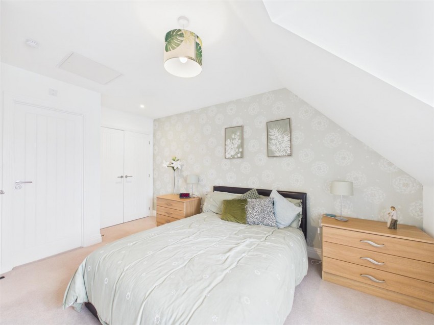 Images for Bodge Piece, Weston Turville, Aylesbury