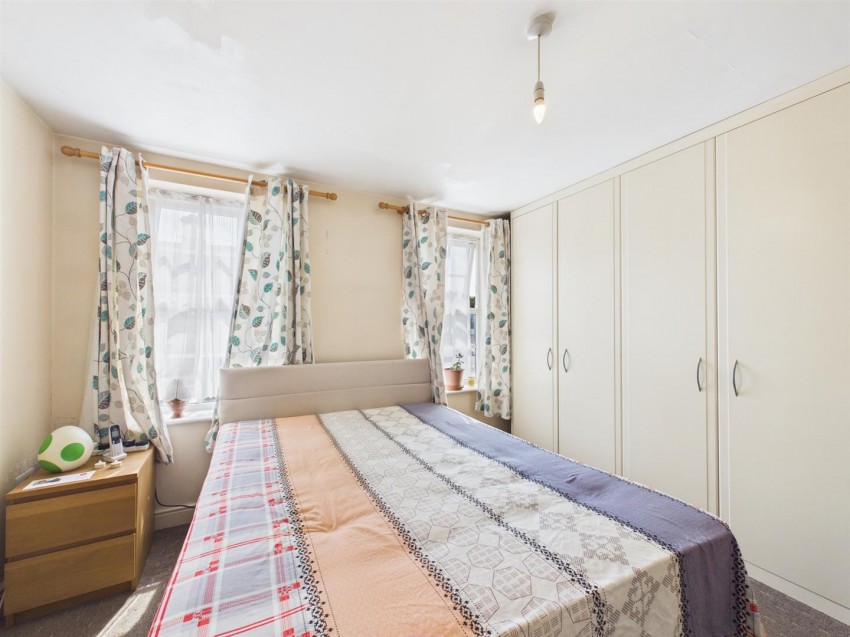 Images for Florey Gardens, Aylesbury, Buckinghamshire