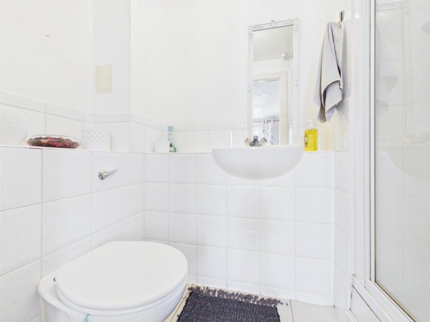 Images for Florey Gardens, Aylesbury, Buckinghamshire