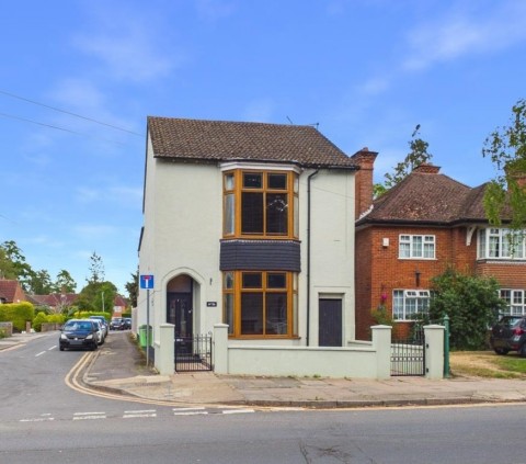 View Full Details for Wendover Road, Aylesbury, Buckinghamshire