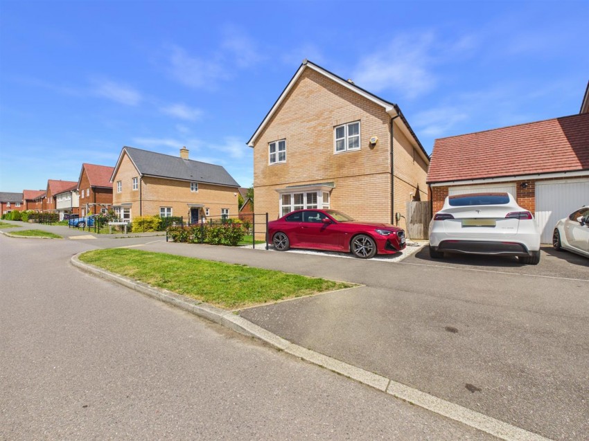 Images for Herman Street, Berryfields, Aylesbury