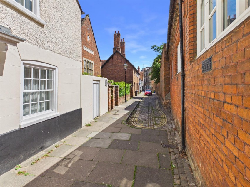Images for St. Marys Row, Aylesbury, Buckinghamshire