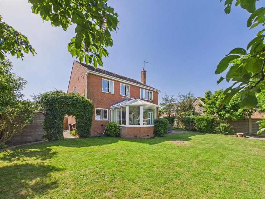 Images for Kestrel Way, Watermead, Aylesbury