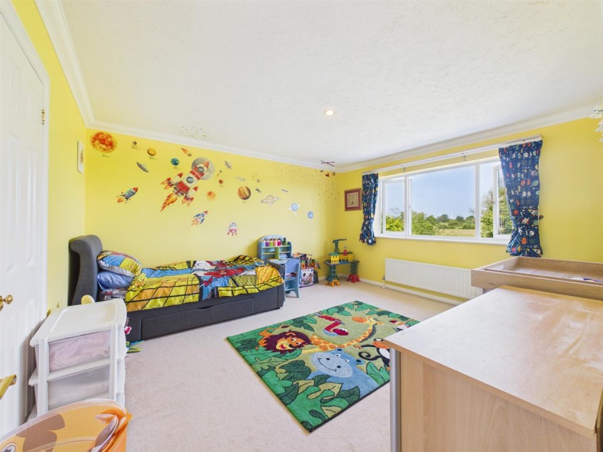 Images for Kestrel Way, Watermead, Aylesbury