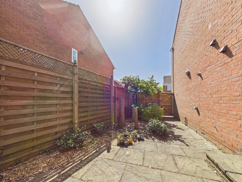 Images for Kestrel Way, Watermead, Aylesbury