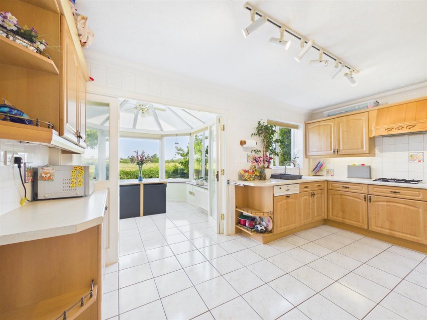 Images for Kestrel Way, Watermead, Aylesbury