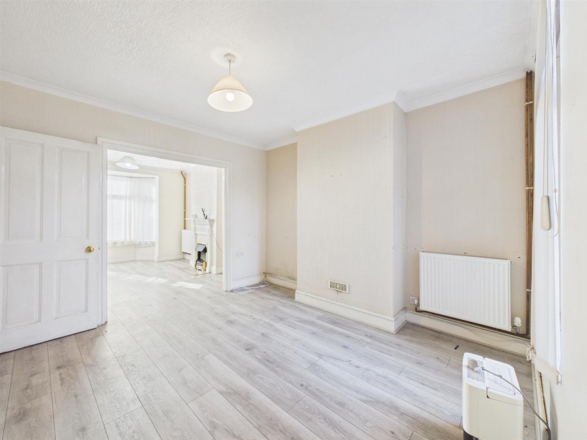 Images for Queens Park, Aylesbury, Buckinghamshire