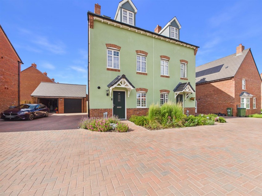 Images for Sutton Grove, Kingsbrook, Aylesbury