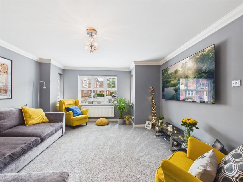 Images for Holly Drive, Lavender Grange, Aylesbury